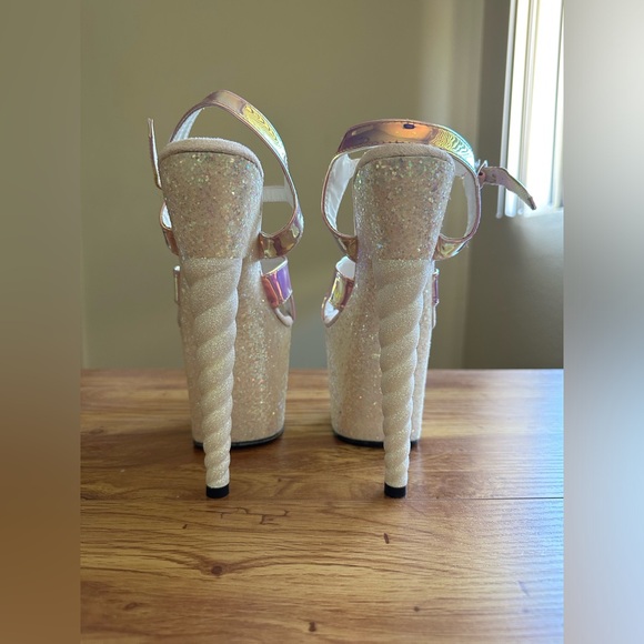 Unicorn Pleasers - Picture 3 of 8